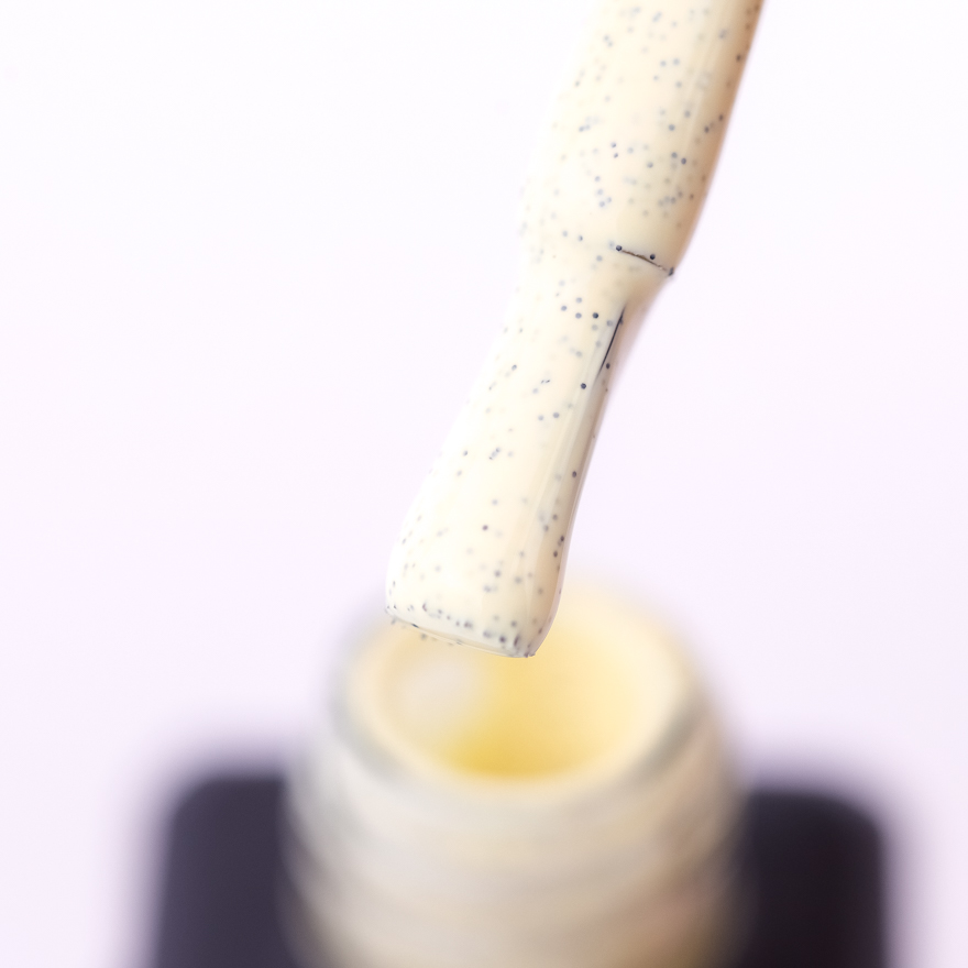 ReformA Gel Polish, Daffodils (yellow, crumb), 10 ml