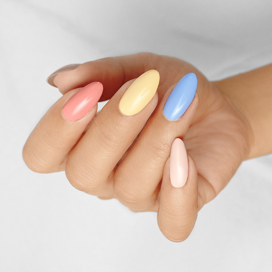 Лак CND Vinylux - Mover & Shaker (371) (кремовый​, эмаль), 15 мл