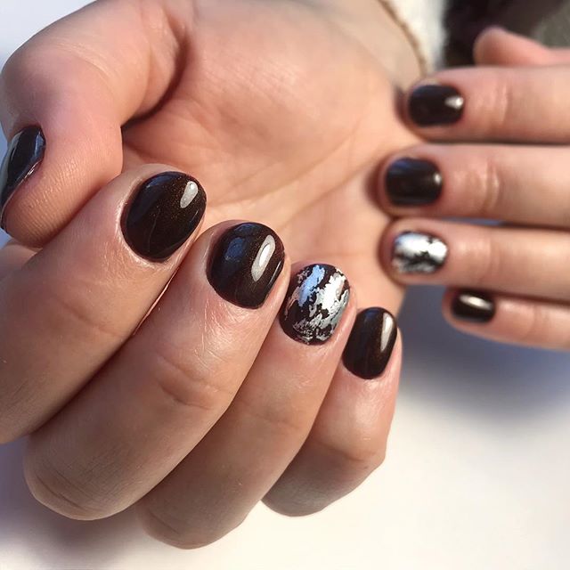 Гель-лак OXXI Professional №144 (очень темный коричневый с микроблеском), 10 мл