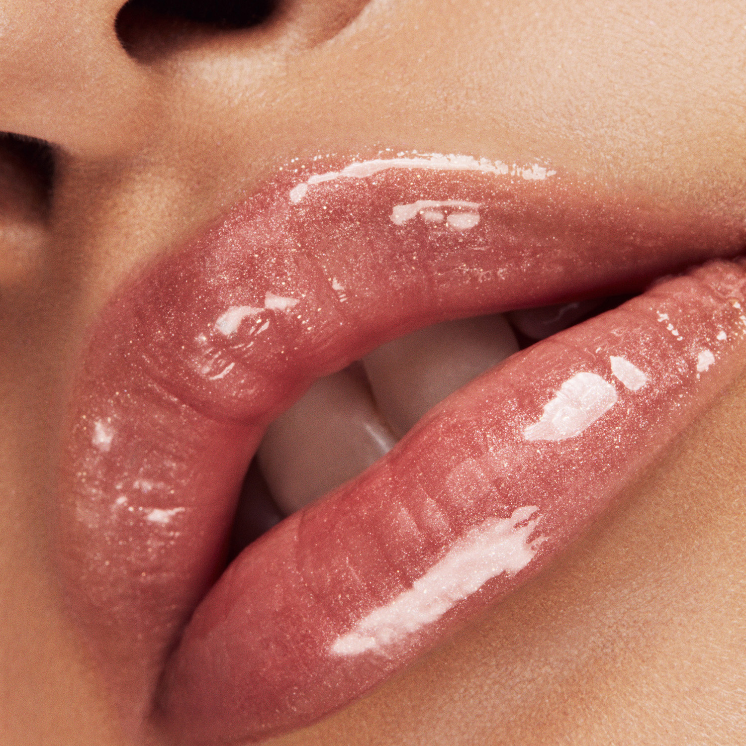 FENTY BEAUTY BY RIHANNA Gloss Bomb Universal Lip Luminizer - Glass Slipper, Блиск для губ, 9 мл