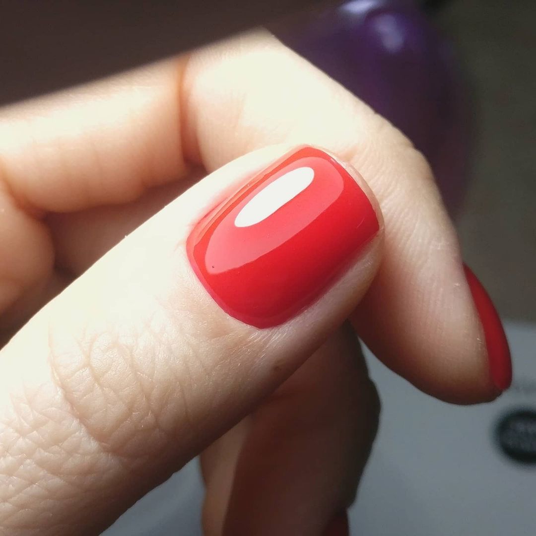 Siller Gel Nail Polish No. 036 (light red, enamel), 8 ml Siller Gel Nail Polish No. 036 (light red, enamel), 8 ml