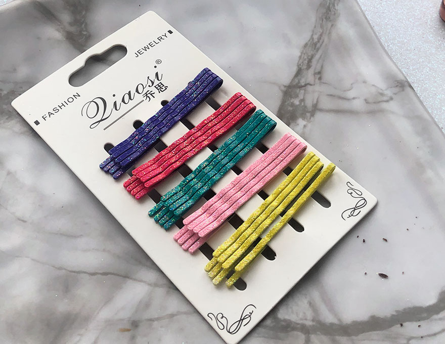 Set of invisible multicolored No. 4, 5,5 cm wavy (20 pcs)