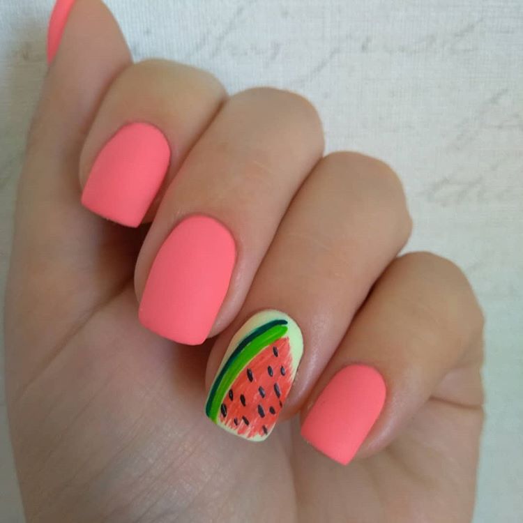 Kira Nails gel varnish No. 016 (very bright raspberry, neon), 6 ml