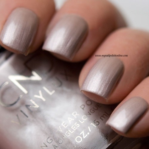 Varnish CND Vinylux Weekly Polish - Soiree Strut (289) (light gray with a light pastel pink, mother-of-pearl), 15 ml
