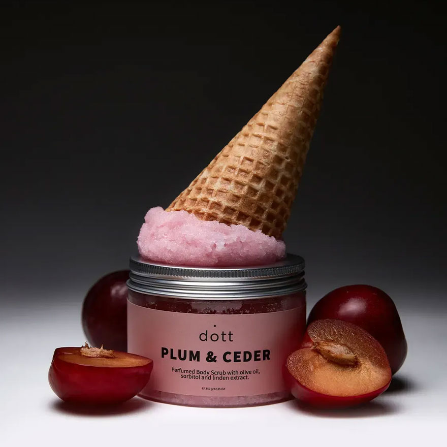 Dott Парфюмированный скраб для тела - PLUM & CEDAR, 350 г