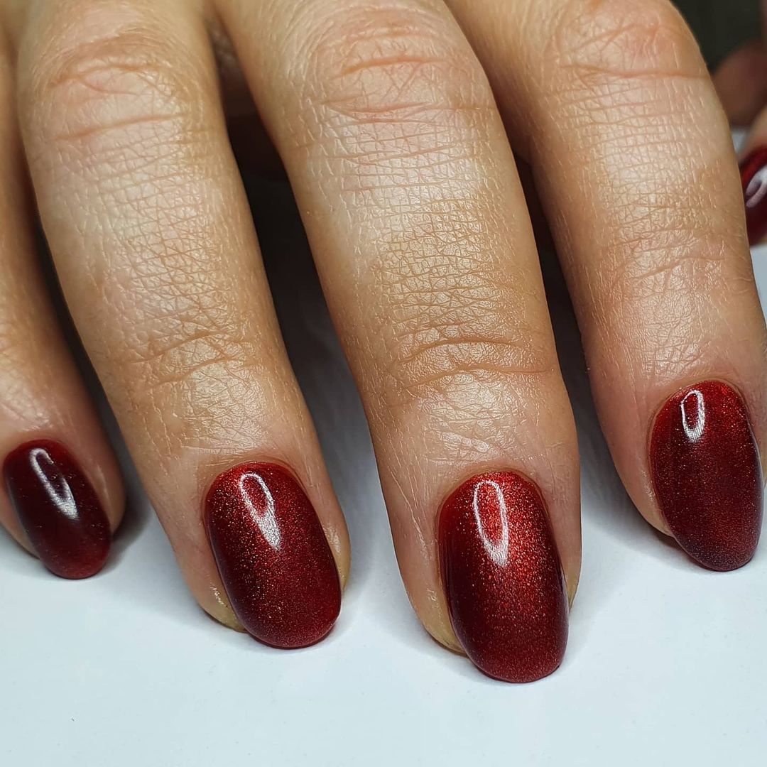 FOX Sphynx Cat eye gel varnish No. 001 (dark red, magnetic), 7 ml