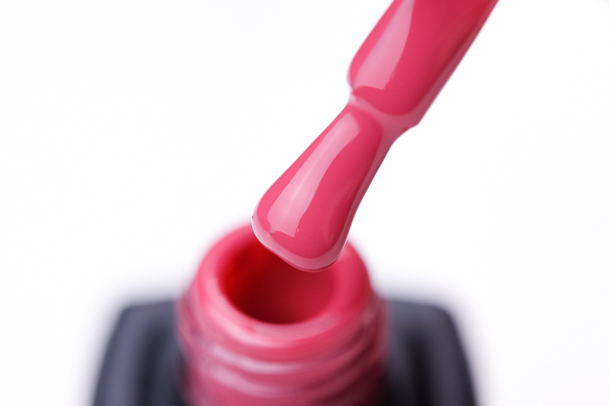 Gel polish MOON FULL color Gel polish №635 marsala, 8 ml