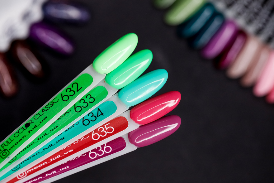 Гель-лак MOON FULL color Gel polish №634 (світлий смарагдовий, емаль)