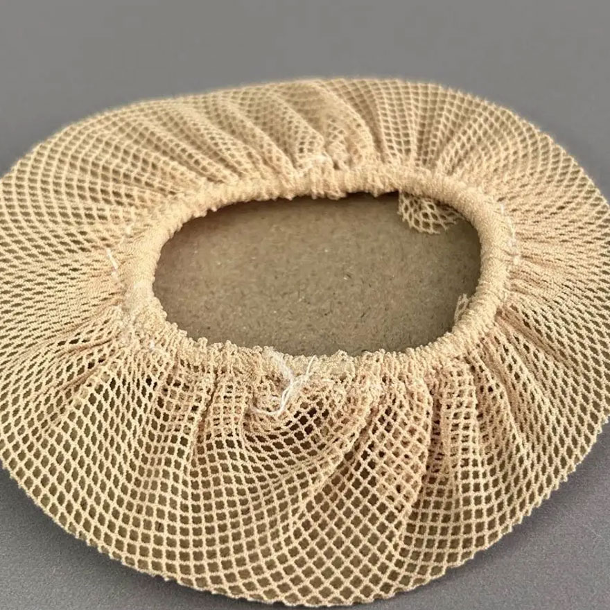 Elastic net for bun, beige