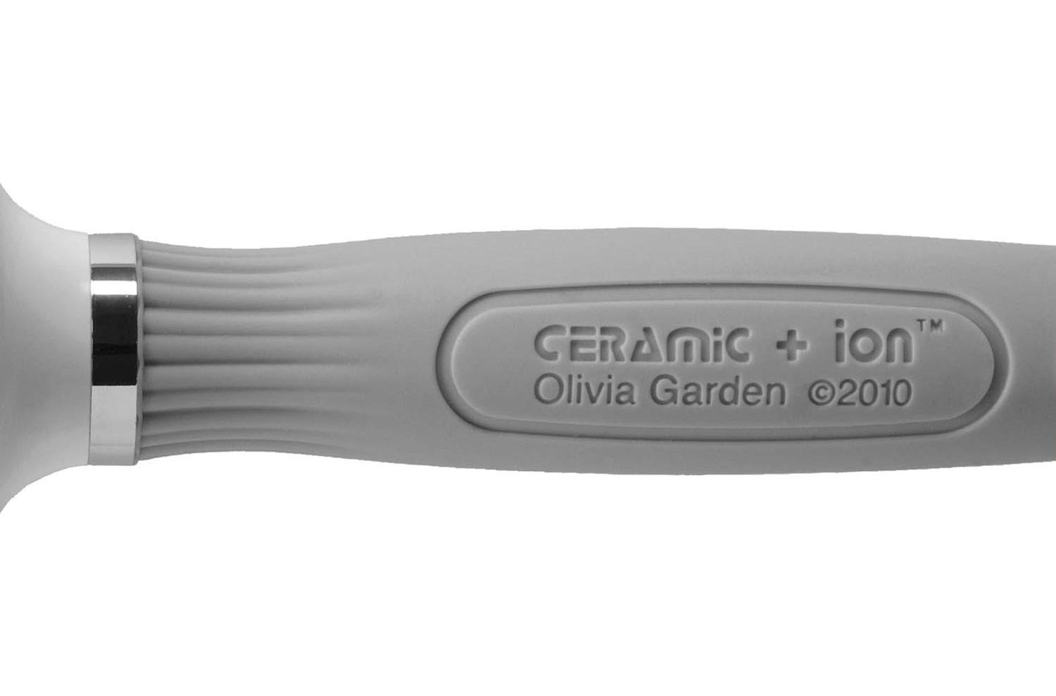 Olivia Garden - Брашинг TURBO VENT COMBO Ceramic+ion 22 мм Olivia Garden - Брашинг TURBO VENT COMBO Ceramic+ion 22 мм