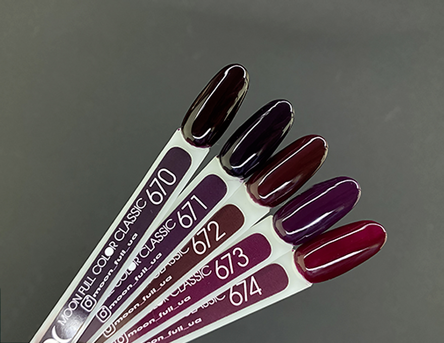 Гель-лак MOON FULL color Gel polish №670 шоколадно-чорничний, 8 мл Гель-лак MOON FULL color Gel polish №670 шоколадно-чорничний, 8 мл