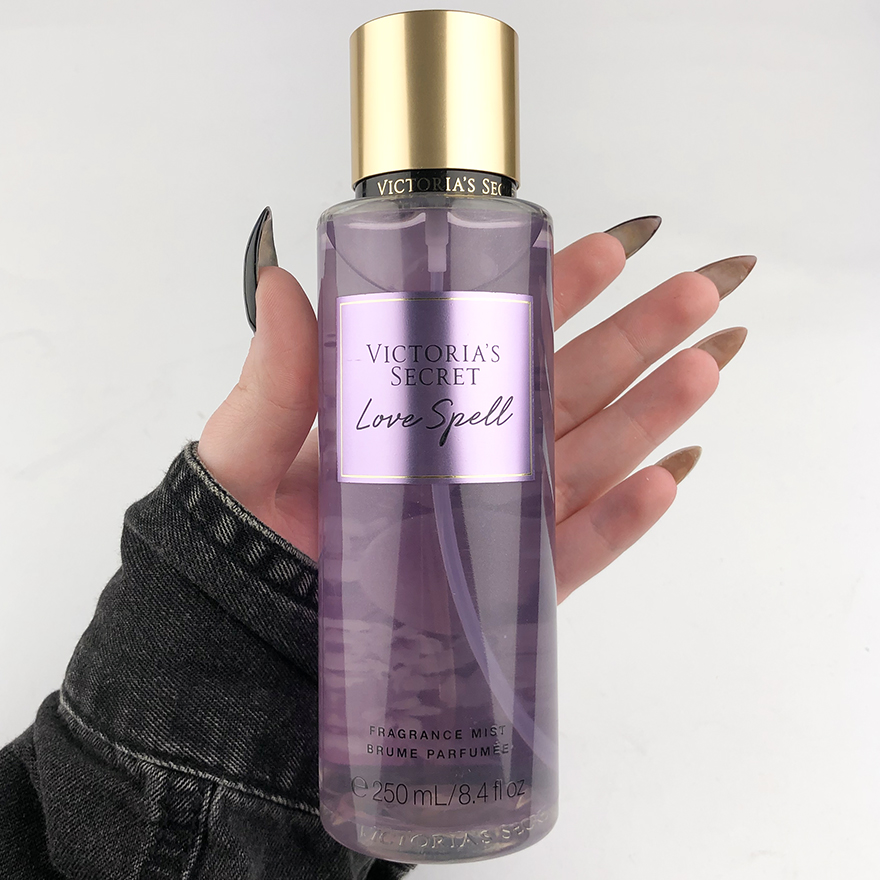 Victoria’s Secret Спрей для тіла Love Spell, 250 мл Victoria’s Secret Спрей для тіла Love Spell, 250 мл