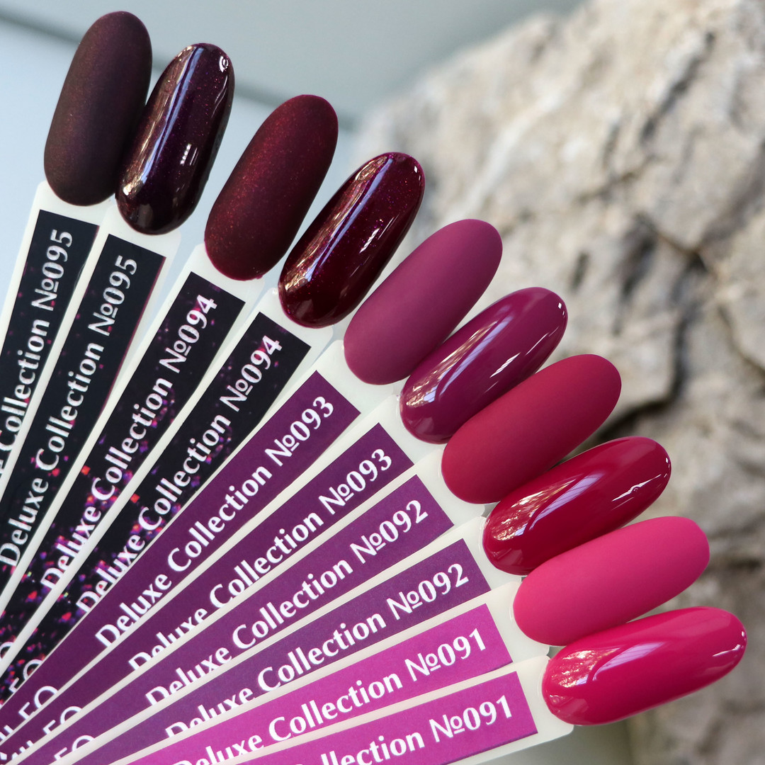 Gel polish Komilfo Deluxe Series D092 (dark fuchsia, enamel), 15 ml.