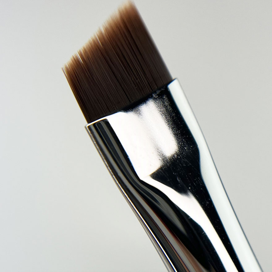 CTR Wide beveled brush for coloring eyebrows LB-05