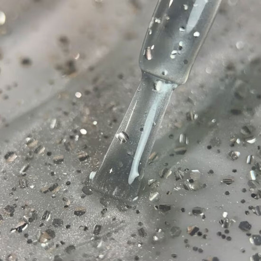 BIBLIOTEKA Гель-лак Котяче око Cat Eye № 17 Ice - крижаний, холодний білий, 10 мл