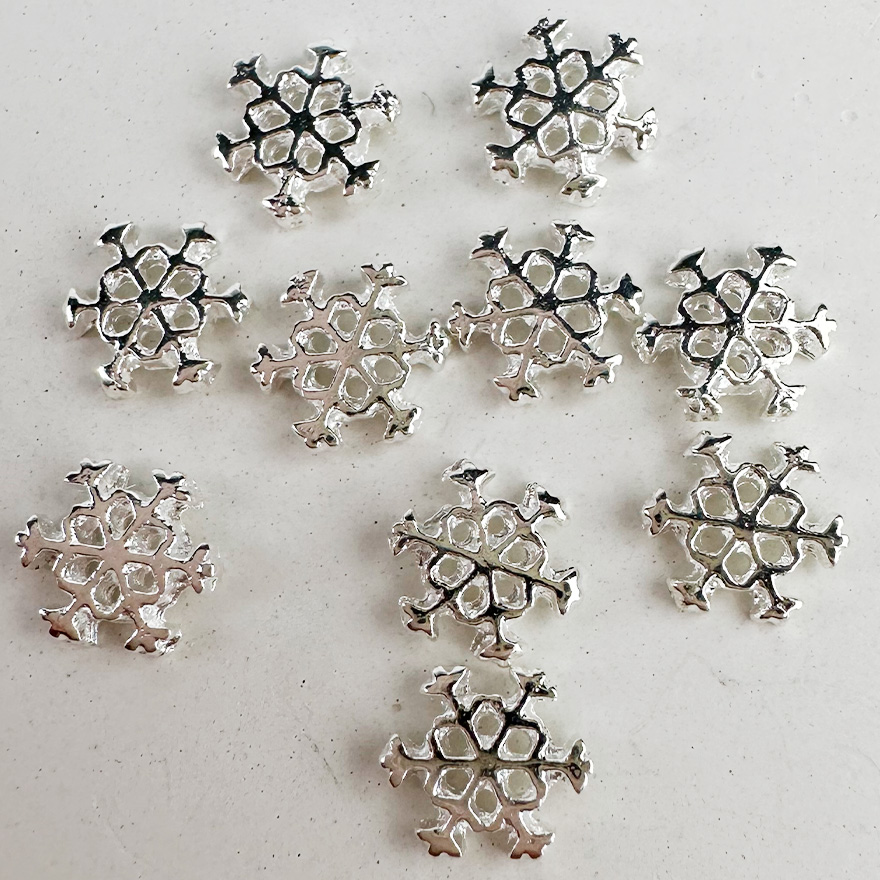 Metallic nail decor Snowflakes, Silver, 6x6 mm, 10 pcs in pack.