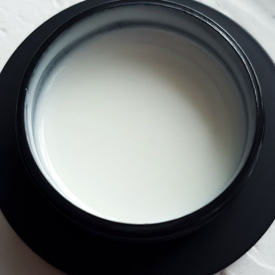 NailApex Milk Base, 30 ml NailApex Milk Base, 30 ml