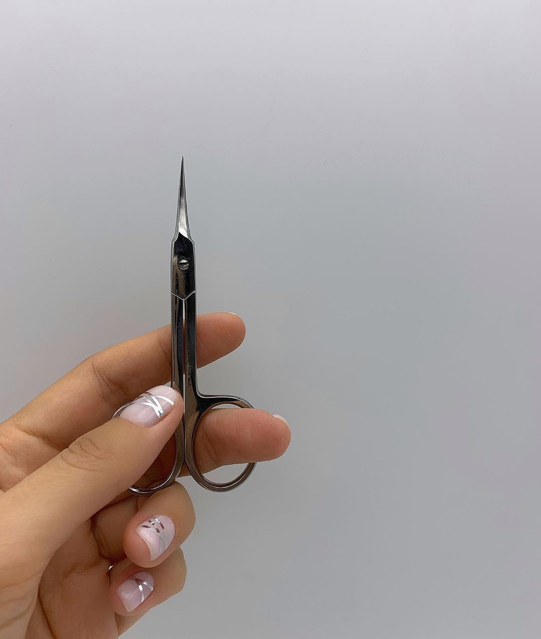 OSTRO professional cuticle scissors, tapered, 21-25 mm OSTRO professional cuticle scissors, tapered, 21-25 mm