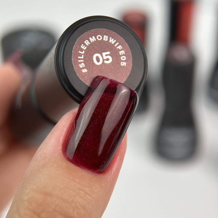 Siller Gel polish for nails Mob Wife №05, 8 ml