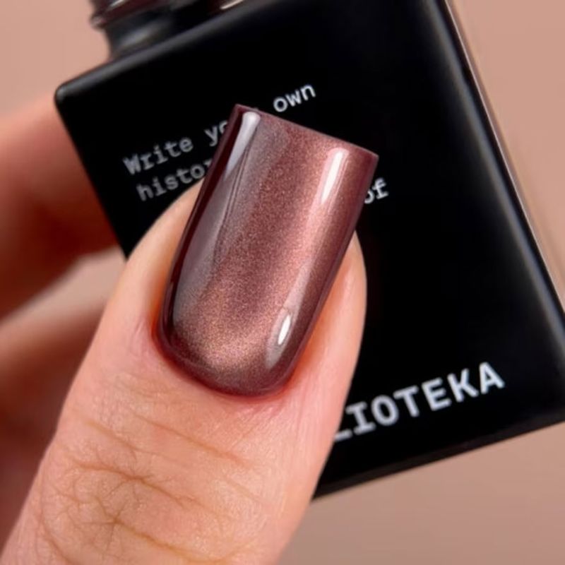 BIBLIOTEKA Гель-лак Котяче око Cat Eye № 07 Wine Flare - винний спалах, 10 мл