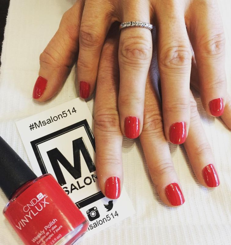 Лак CND Vinylux Weekly Polish - 143 Rouge Red (червоний, емаль), 15мл