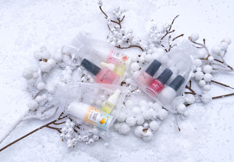 Komilfo Gift Hand Lotion Strawberry 10ml, Nail Fix Retinyl 8ml & Cuticle Oil 2ml