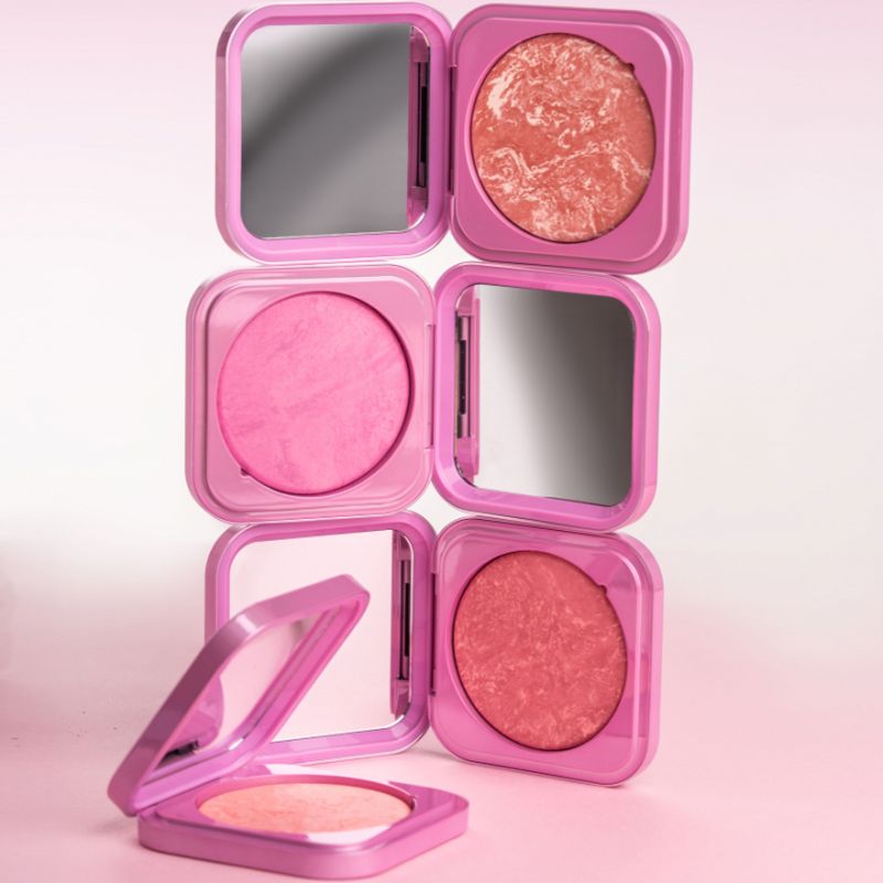 ZOLA Румяна Velvet Blush Glow 02 Природное прикосновение Natural Touch, 8.5 г