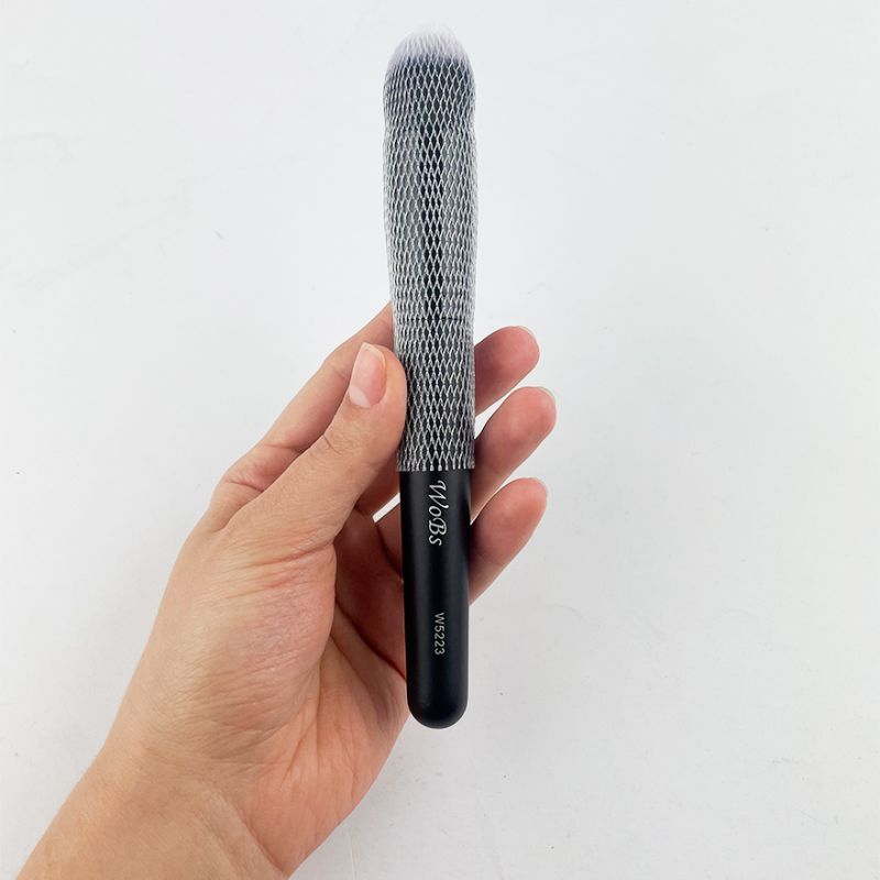 WOBS Brush for applying tonal cream, base and fat correction W5223, synthetic