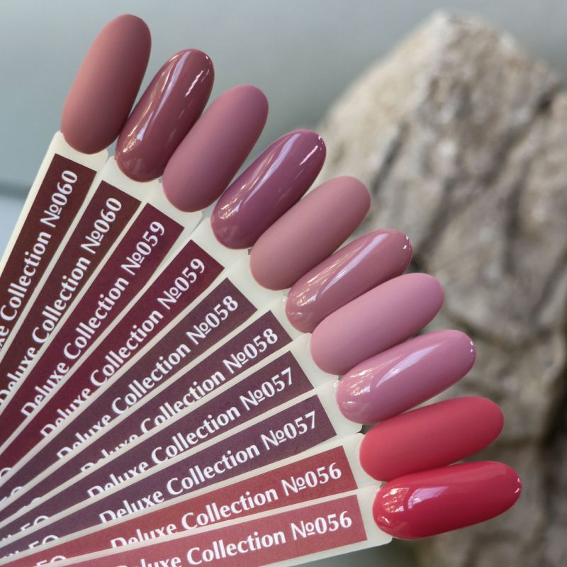 Gel Polish Komilfo Deluxe Series D056 (dark burgundy pink, enamel), 8 ml.