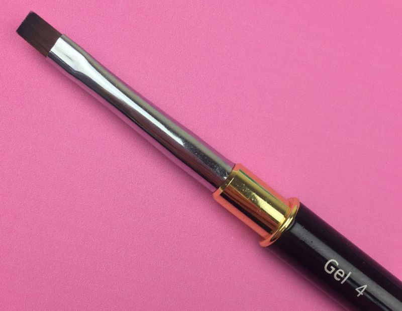 Gel brush Kira Nails Gel flat 4 (Nylon)