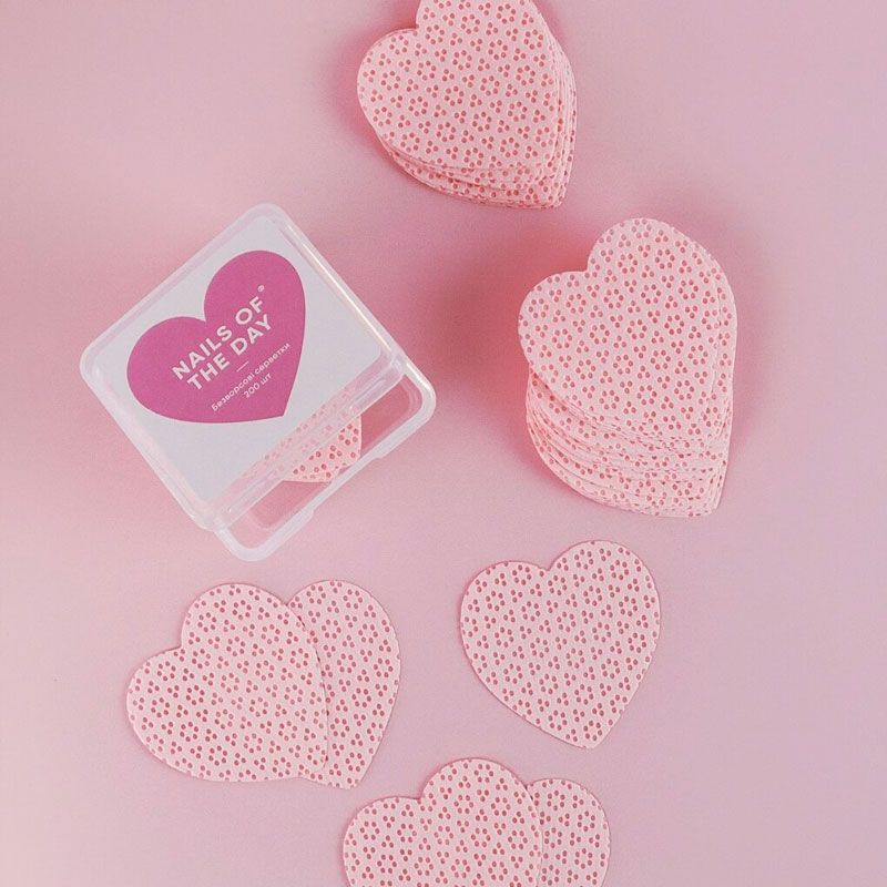 Nails Of The Day Lint-free wipes in a plastic box, 200 pcs (hearts)
