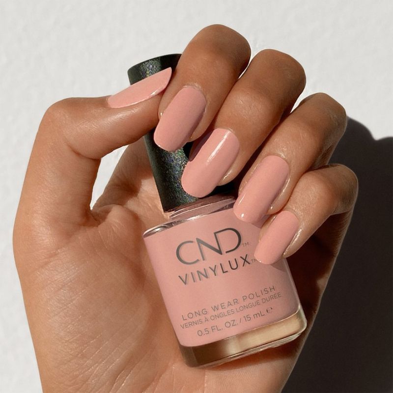 Varnish CND Vinylux - Self-Lover (370) (beige-pink, enamel), 15 ml