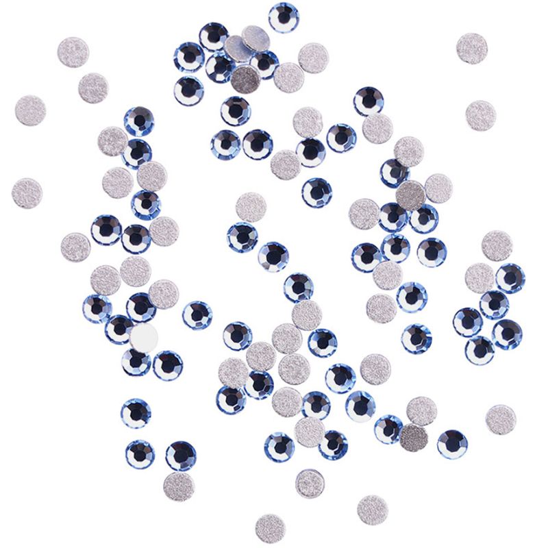 Komilfo стразы, Light sapphire, размер 4 (100 шт. в упаковке)