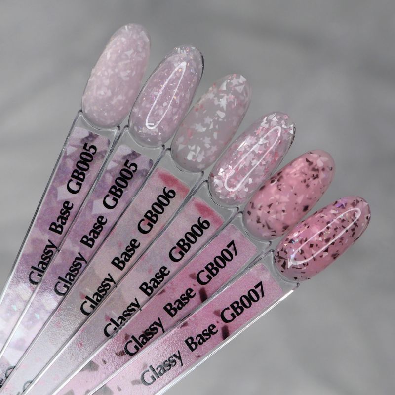 Komilfo Glassy Base GB006 (light pink with flakes), 8 ml