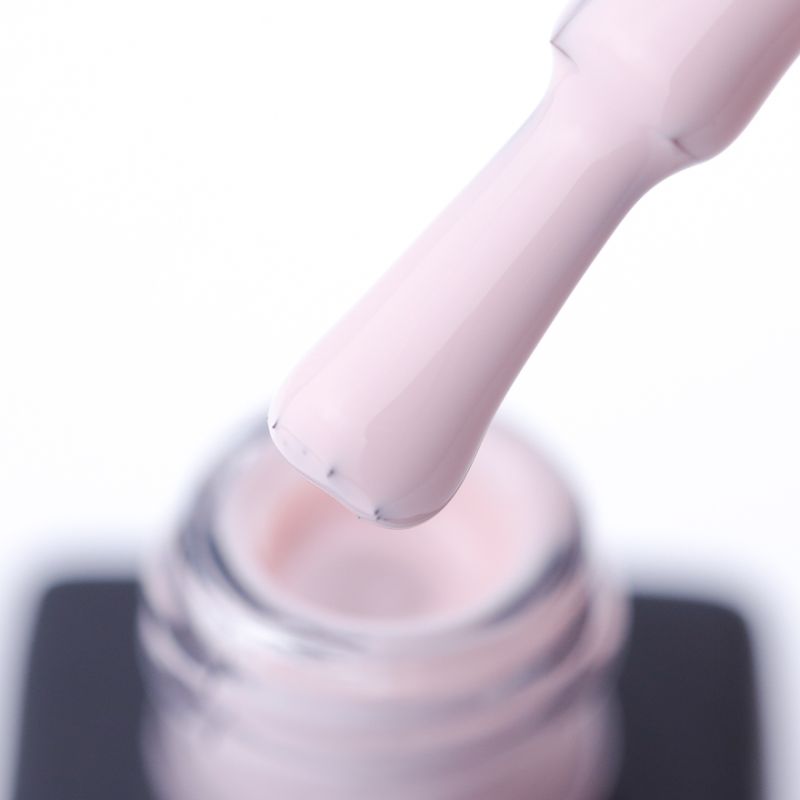 Kodi Professional gel varnish No. M 010 (light pink, enamel), 8 ml