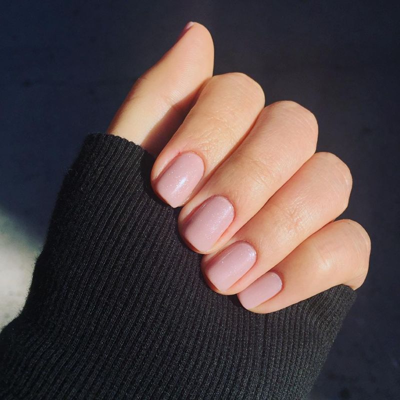 CND Лак для нігтів Vinylux Weekly Polish №118 Grapefruit Sparkle (ніжно-рожевий з подрібненою слюдою), 15мл