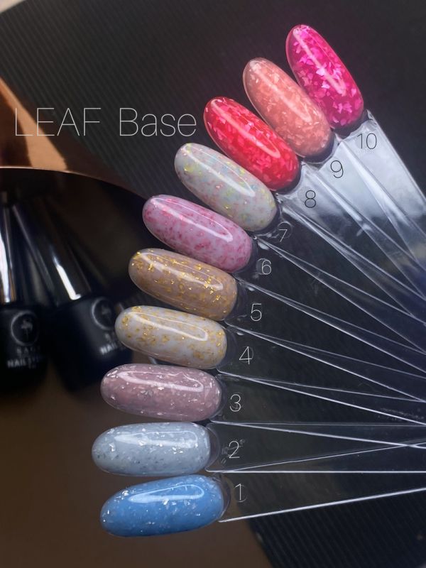 SAGA professional LEAF BASE 04 (молочный с золотой поталью), 15 мл