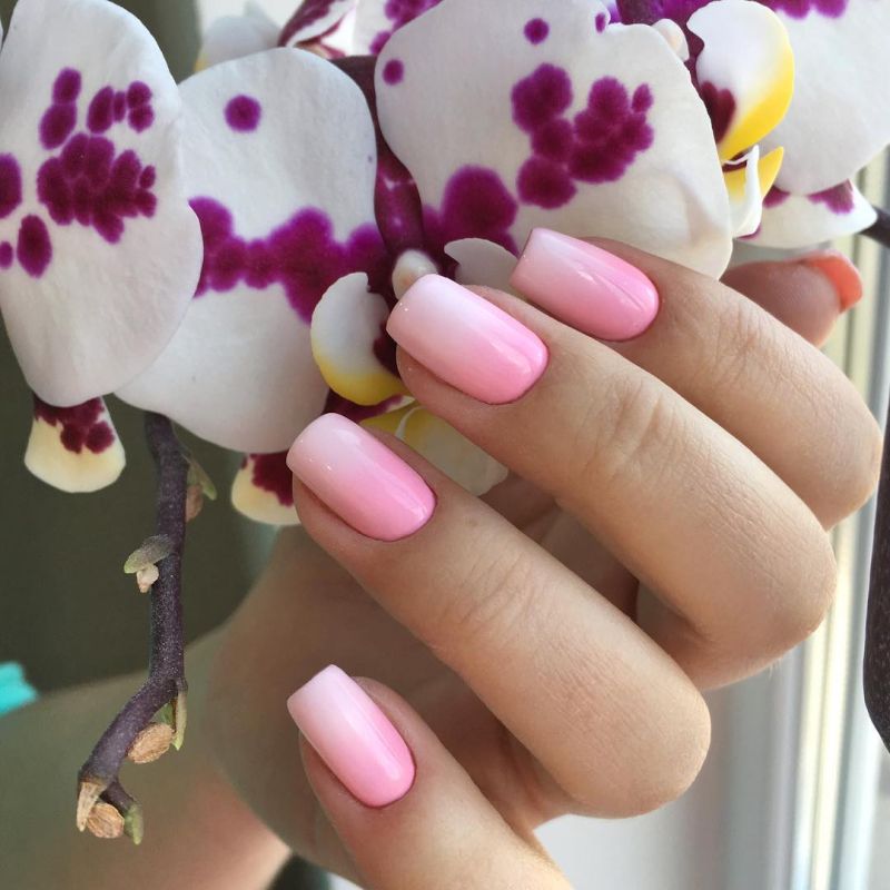 Kira Nails gel varnish No. 017 (pink, enamel), 6 ml