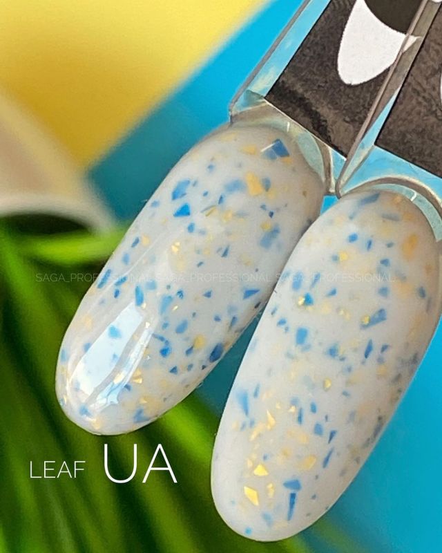 SAGA professional LEAF UA (молочный с желто-голубой поталью), 8 мл