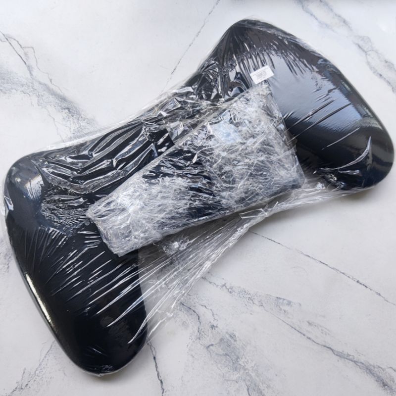 FRC Beauty Armrest shaped on black legs Black