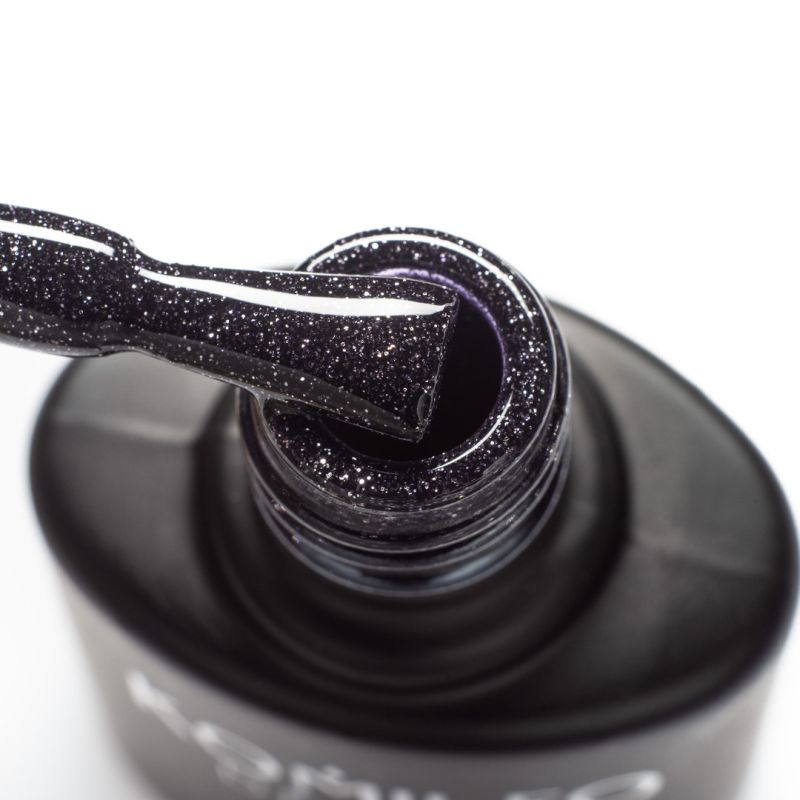 Komilfo Luminous Collection L006 (темний баклажаново-чорний, світловідбиваючий), 8 мл