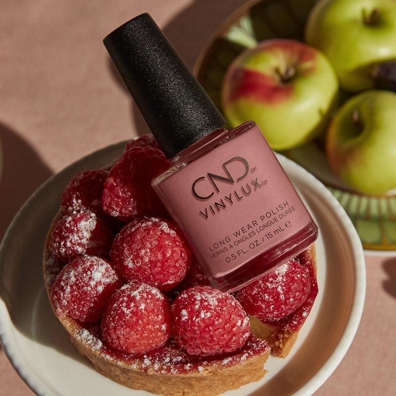 Лак CND Vinylux Fuji Love - 361 (бежево-рожевий, емаль), 15 мл
