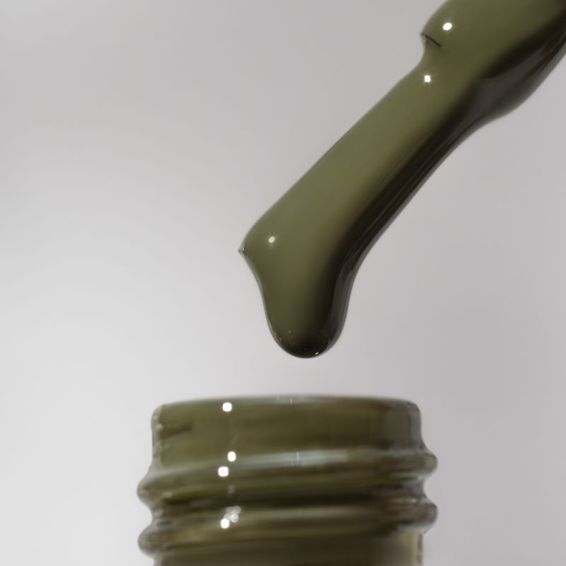 Gel varnish Komilfo DeLuxe Termo C003 (light brown, when heated - bright light green), 8 ml