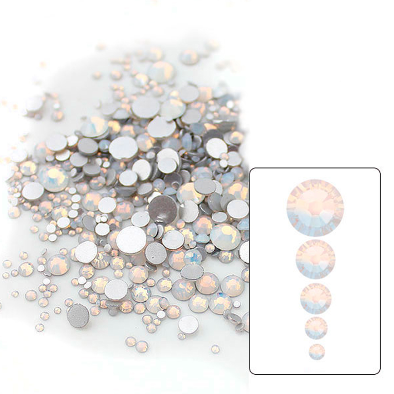 Стразы mix White Opal (1400 шт. в упаковке, разные размеры)