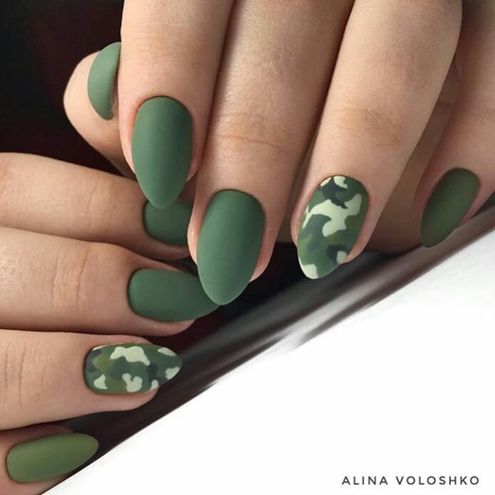 Kira Nails gel varnish No. 147 (dark moss, enamel), 6 ml