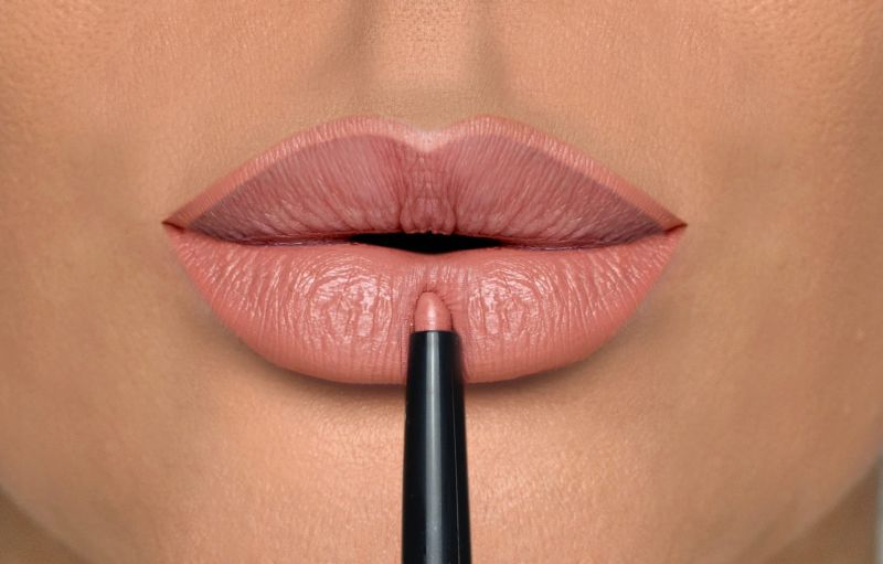 AFFECT with PRO MAKE UP Cosmetics Ultra Sensual Lip Pencil Автоматичний олівець для губ - Innocent kiss, 0,3 г