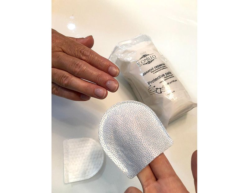 Komilfo Protective Pads - protective lint-free wipes, 100 pcs