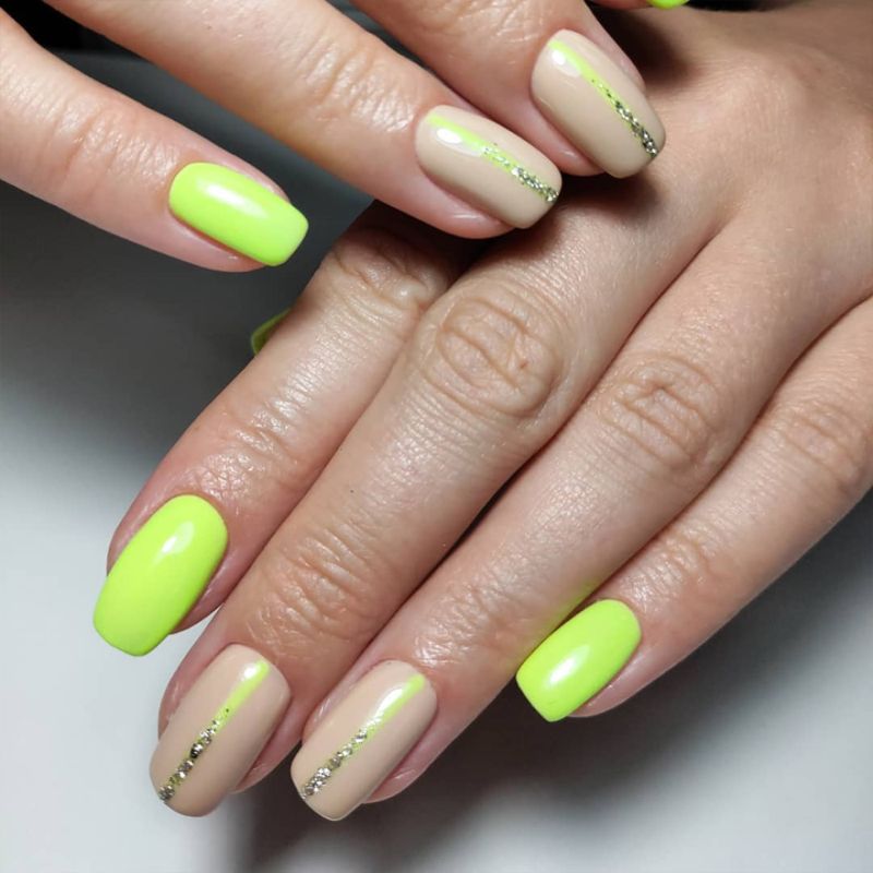 Molekula gel varnish No. 57 (light green, neon), 6 ml