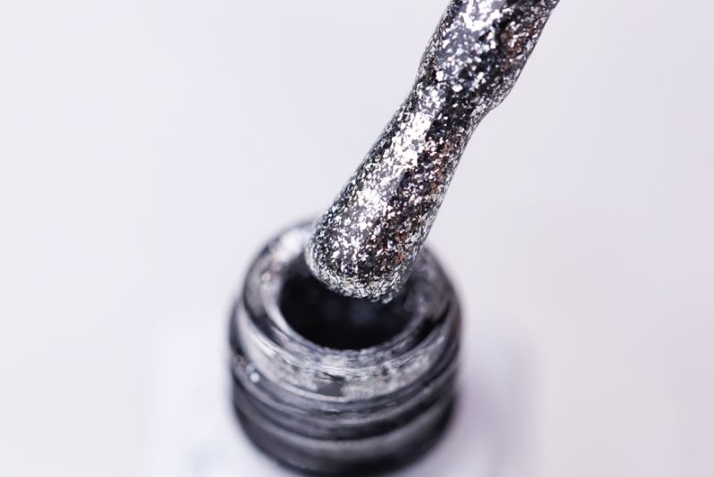 Molekula DIAMOND gel varnish No. 510 (cold silver, with sparkles and mica), 6 ml