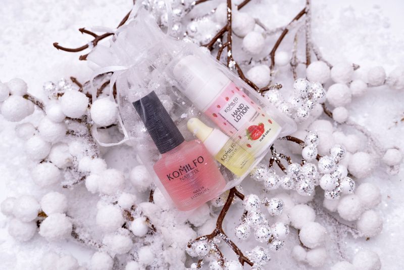 Komilfo Gift Hand Lotion Strawberry 10ml, Nail Fix Retinyl 8ml & Cuticle Oil 2ml